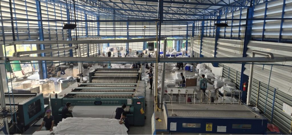 ภายในโรงงานซักรีด หจก. ควอลิตี้ ลอนดรี้ เซอร์วิส